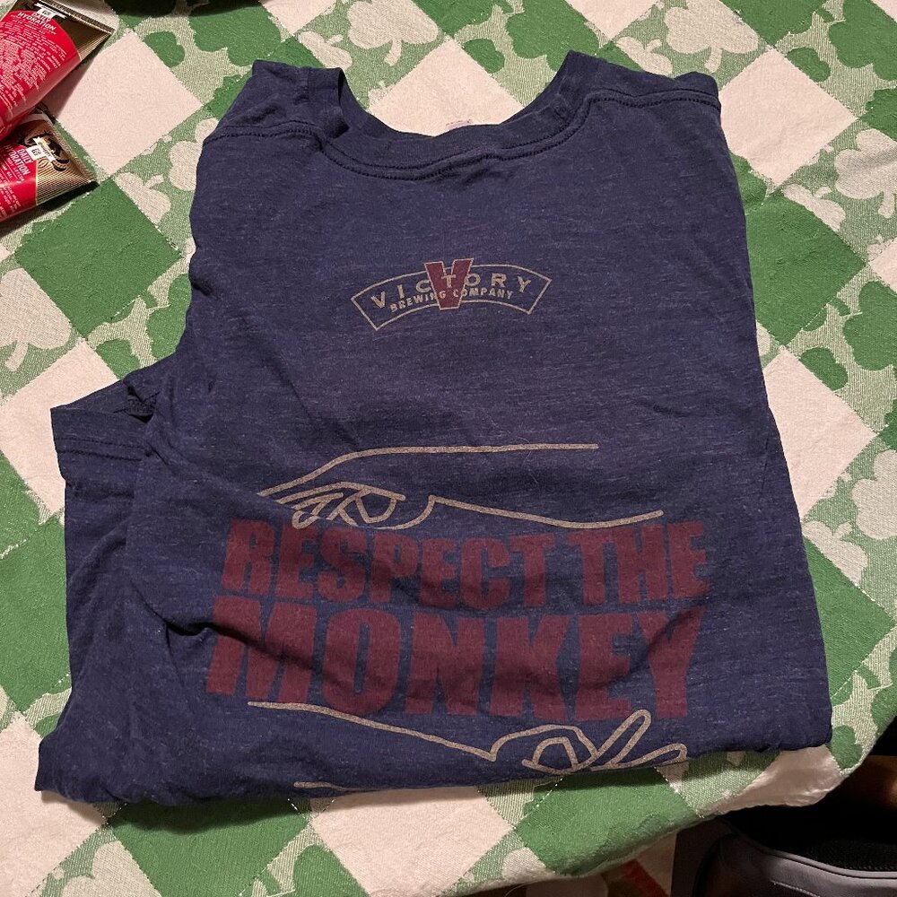 Victory Brewing Company The Track Shirt 50 25 25 T shirt Large